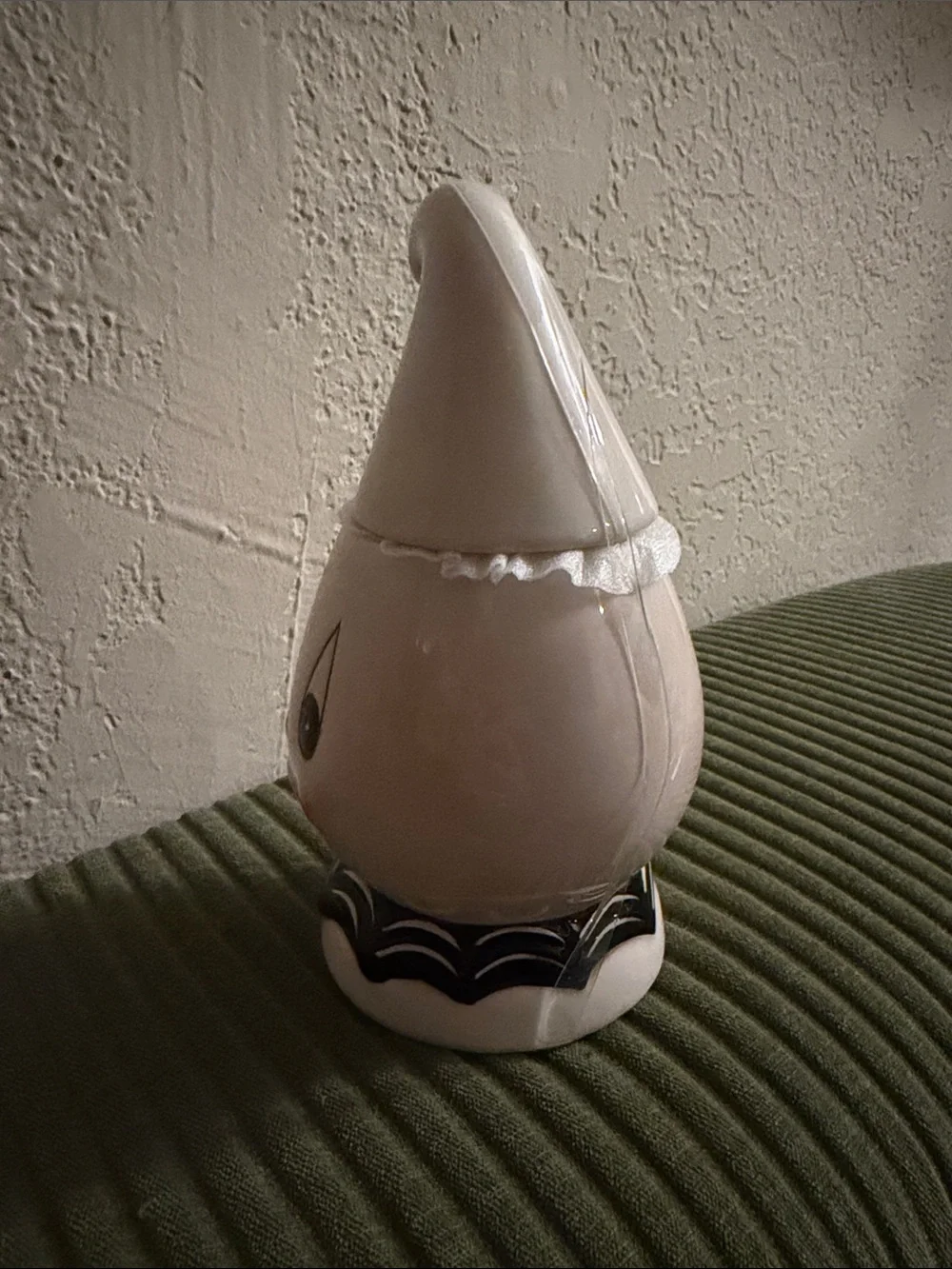 White Ceramic Ghost Cookie Jar – Cute Halloween Kitchen Accent